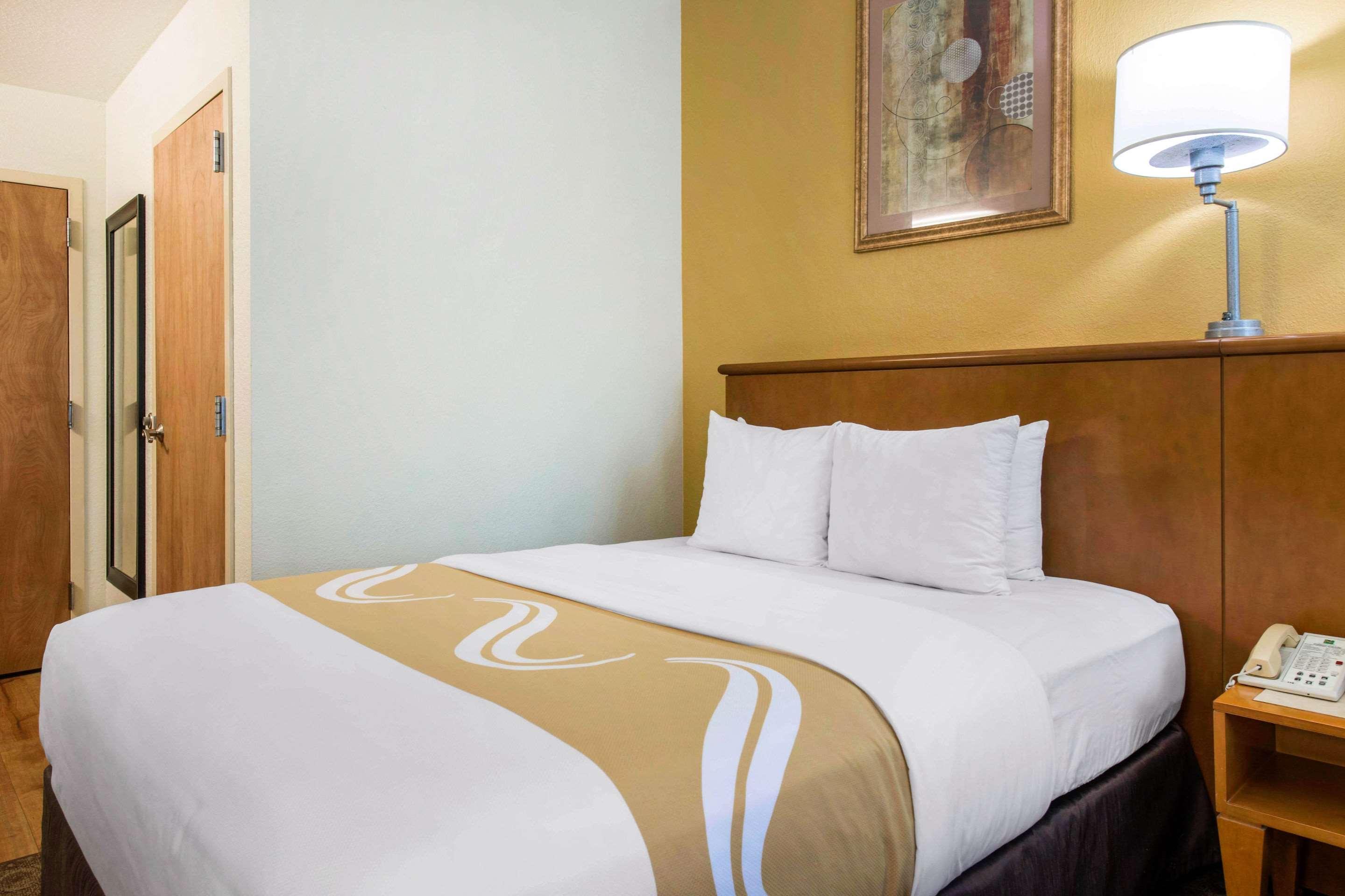 Quality Inn & Suites Near The Theme Parks Orlando Exterior foto